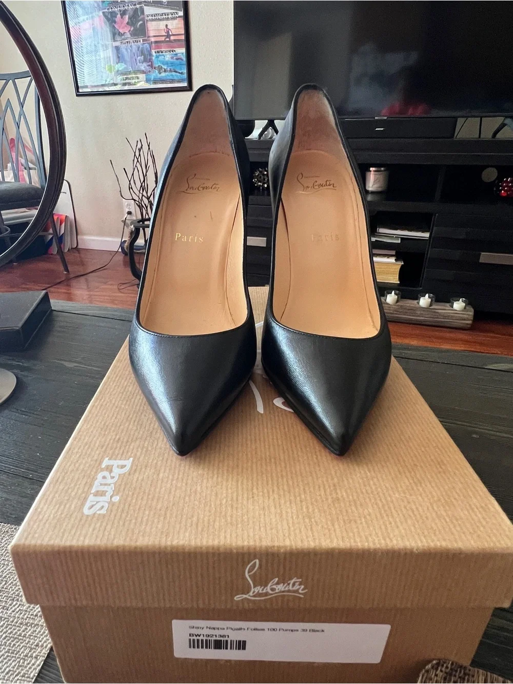 Christian Louboutin Pigalle Follies 100 Napa Shiny Black Leather Pointed Pumps